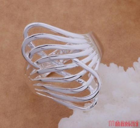 Mooie 925 zilveren Wave ring