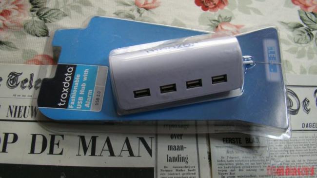 Traxdata usb 2.0 hub met digitale klok