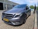 Mercedes-Benz B 200 Rijkelijk uitgerust: BlueEFFICIENCY Panoramadak Half leder Navigatie Cruise Stoe